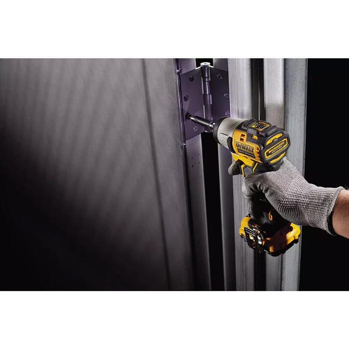 Шурупокрут акумуляторний DEWALT DCF801N - фото #3